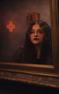 عکاسی پرتره‌ .مدلینگ . فضای باز و محصولات