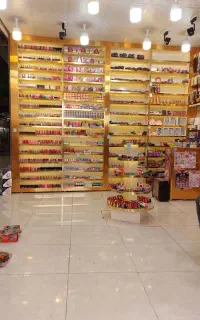 فروش دکور مغازه با کلیه وسایل