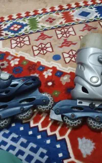 کفش اسکیت ورزشی رنگ طوسی