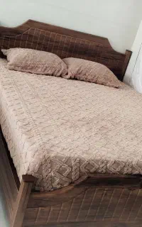 تختخواب و تشک اکبر