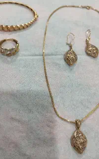 22گرم560سوت نیم ست بادستبند