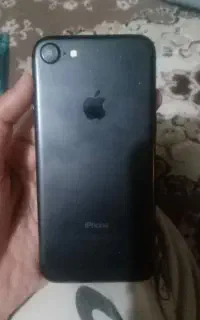 آیفون ۷ مشکی ۳۲ گیگ