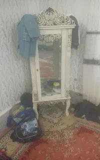 لوازم منزل در حد نو با مشتری کنار میام