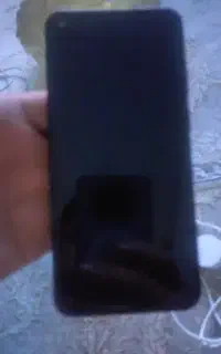 گوشی a11 خراب و یه عدد آداپتور آیفون