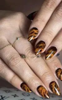 آف ویژه ترمیم و ژلیش ناخن تا یک هفته