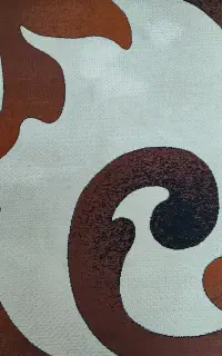 یک عدد گلیم نو و دو عدد فرش پادری نو