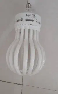 لامپ 200 وات زمرد چند بار استفاده شده