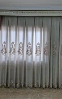 پرده همراه زیر پرده ، والن و کتیبه