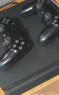ps4 slim 2216a  500 گیگ