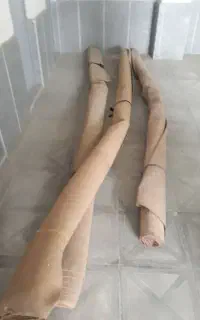 دوتا موکت بدون پارگی و زدگی