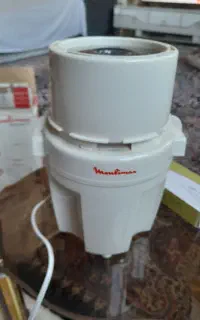 چرخ گوشت ۱۲۳ احتیاج به تعمیر دارد