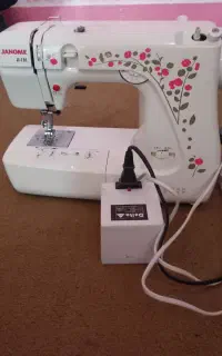 چرخ خیاطی ژانومه
