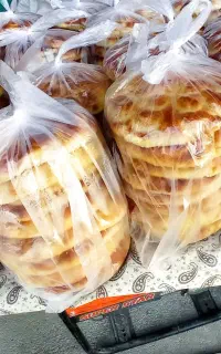 کلوچه پزی فیروزان