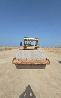 استخدام راننده غلطک راهسازی
