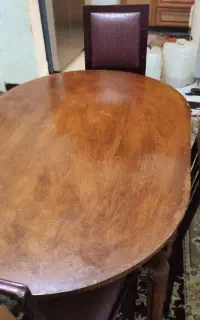 صندلی و میز .غذا.خوری،
