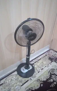 پنکه ایستاده تمیز