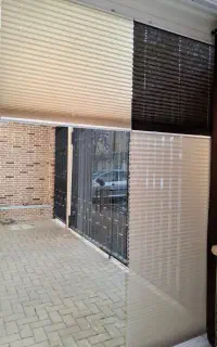 پرده پلیسه پشت دری،شیشه بالکنی از کارگاه تولیدی