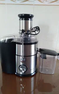 آب میوه گیری سوئیس پلاس ۸۲۲۴