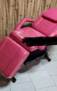 تخت اصلاح پاراون و پاف