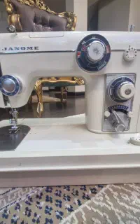 چرخ خیاطی ژانومه