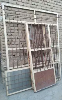 درب وپنجره آهنی