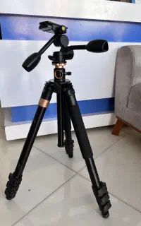 سه پایه عکاسی