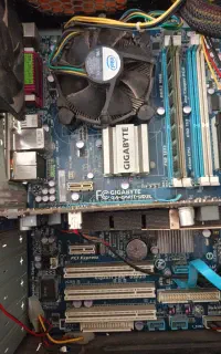 کیس کامپیوتر