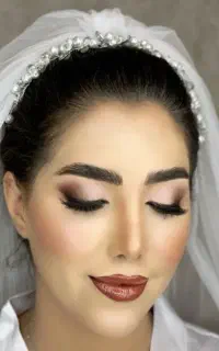 شینیون ومیکاپ off