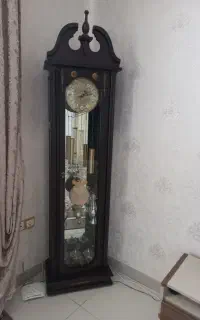 ساعت ایستاده چوب