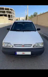 پراید سفید