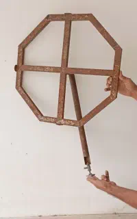 دم کنی رو دیگ