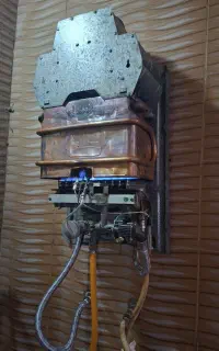 نصب و تعمیرات تخصصی آبگرمکن دیواری و مخزنی