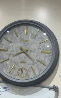 ساعت دیواری