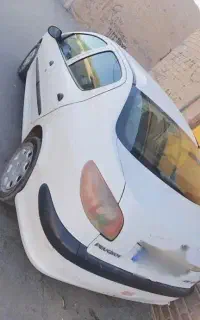 سند تک برگ بدون هیچ ضربه و رنگی و موتور سالم سالم