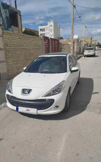 207 سقف شیشه ای