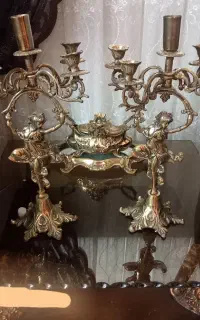 شمعدان طرح فرشته ۵ شعله و خیلی قدیمی و سنگین