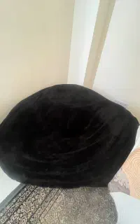 بین بگ بزرگ دونفره مشکی با بالشت