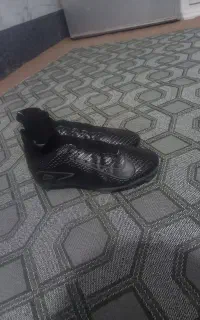 کفش فوتبالی دنده ای