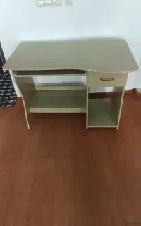 میز کامپیوتر