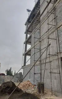 اجرای دیوار چینی بلوک و آجر سفالی  و شیب بندی