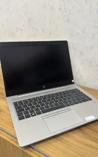 HP Elitebook R5-3500U 8 256