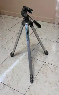 سه‌پایه دوربین Velbon HE-3 ژاپن