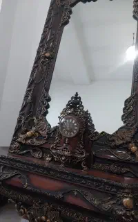 کنسول و آینه