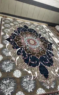 فرش نو دارم  همه مدل و دست دو باه قیمت مناسب