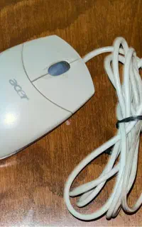 موس کلکسیونی ایسر