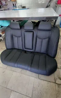 تودوزی کامل و تعمیرات پارگی صندلی انواع خودرو