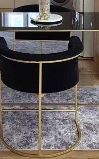 صندل جزیره دوتا و میزش فروشیه