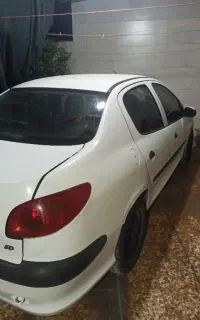 پژو۲۰۶SDv8