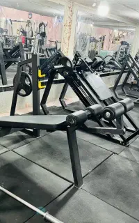 استخدام  مربی آقا و مربی خانم