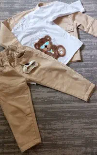 ۲ دست لباس نو بچه گانه.